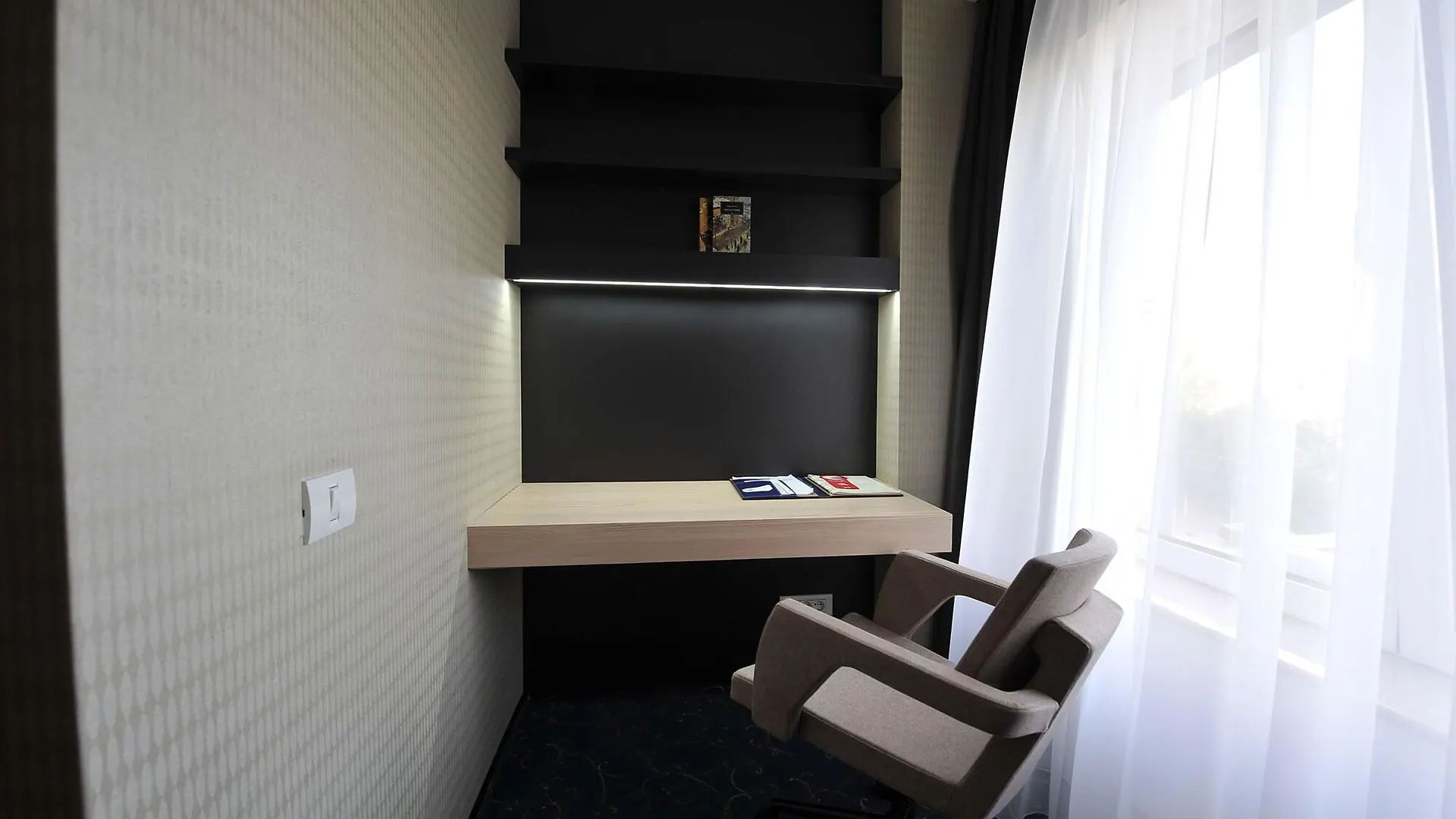 Crystal Palace Hotel Bucarest Rumanía