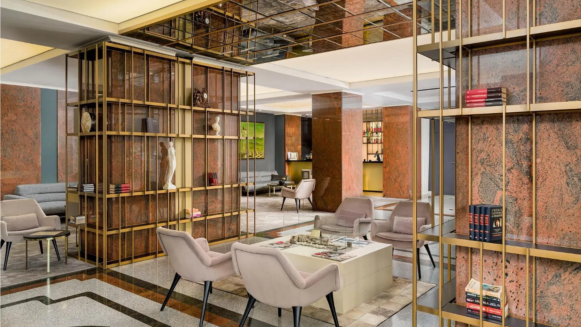 Crystal Palace Hotel Bucarest 4*,
