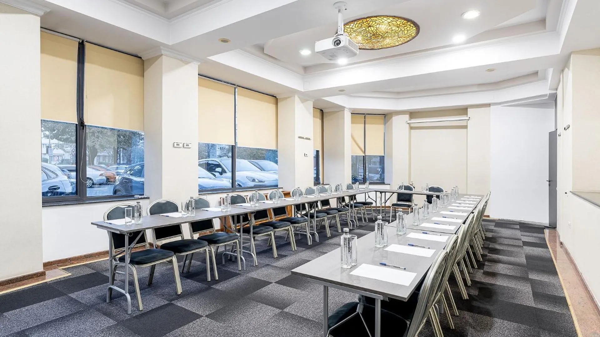 Crystal Palace Hotel Bucarest