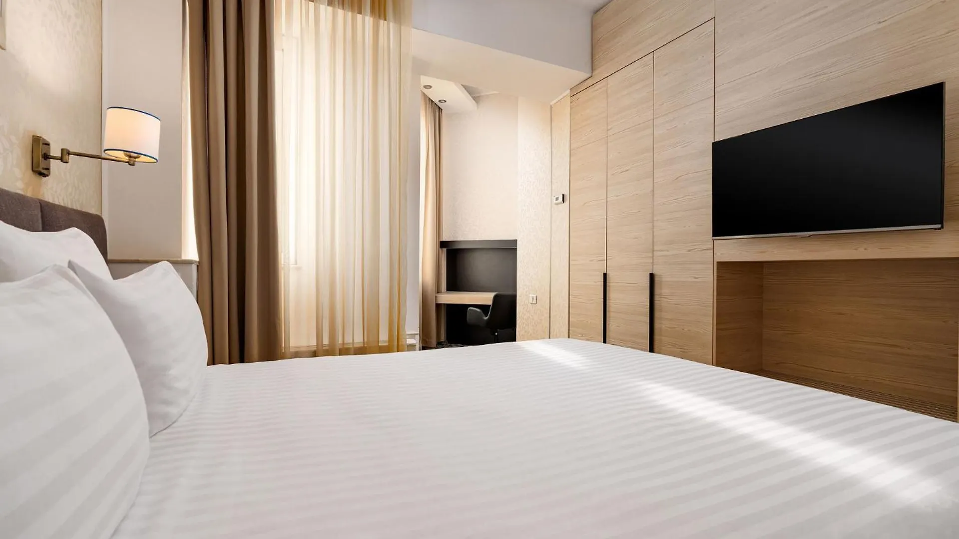 Crystal Palace Hotel Bukarest